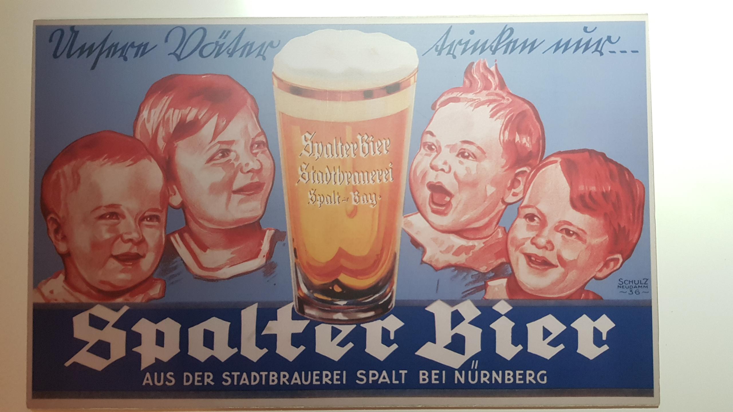Wunderbar: Bierwerbung von früher - zu sehen im "HopfenBierGut" im ehemaligen Kornhaus.