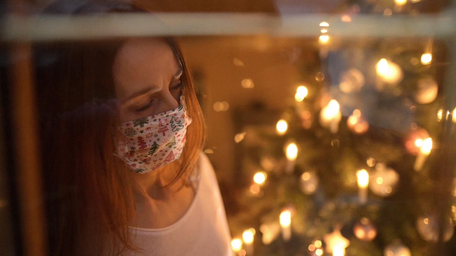 Eine freiwillige Quarantäne vor Weihnachten kann das Risiko einer Corona-Infektion verringern. Eine freiwillige Quarantäne vor Weihnachten kann das Risiko einer Corona-Infektion verringern.