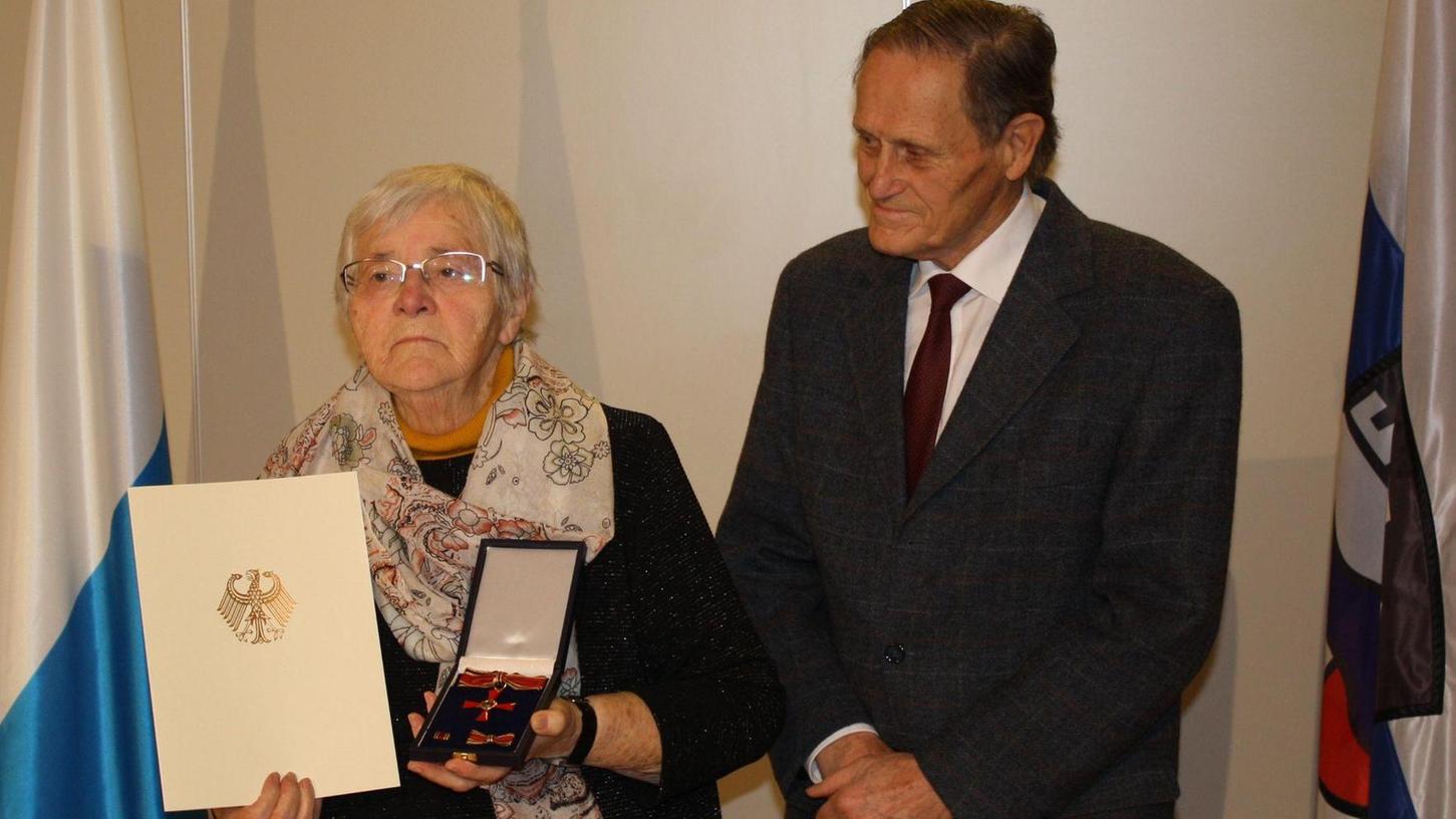 Getragen von christlicher Nächstenliebe: Rednitzhembacherin bekommt Bundesverdienstkreuz