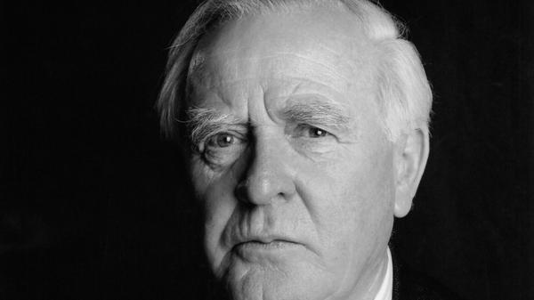 Mit "Der Spion, der aus der Kälte kam" schaffte John le Carré 1963 den Durchbruch. Nun ist der Autor intelligenter Spionageliteratur im Alter von 89 Jahren gestorben.