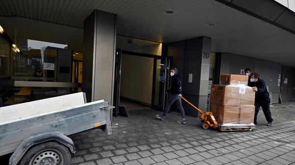 Das Corona-Impfzentrum für die Stadt Erlangen und für den Landkreis Erlangen-Höchstadt ist startklar. Es befinden sich in der Sedanstraße in der Erlanger Innenstadt. Wenn der Impfstoff zugelassen wird, kann es hier losgehen.