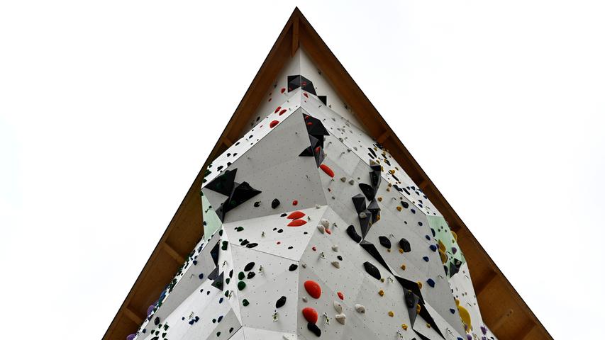Erlangens Kletterzentrum: So sieht es in der neuen "Sparkassen Bergwelt" aus