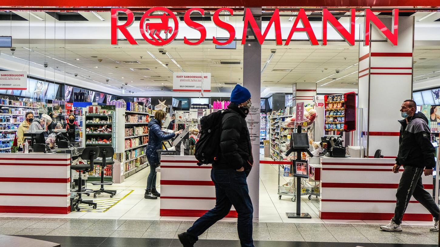 Die Nachfrage nach Schnelltests ist auch bei Rossmann derzeit hoch.