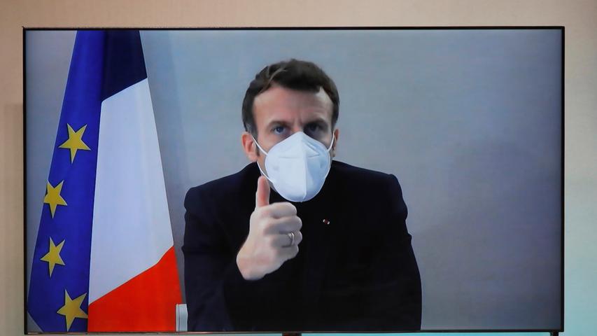 Frankreichs Präsident Macron hat sich mit dem Coronavirus infiziert. Nachdem er Krankheitssymptomen aufgewiesen hat, fiel ein Testergebnis positiv aus. 