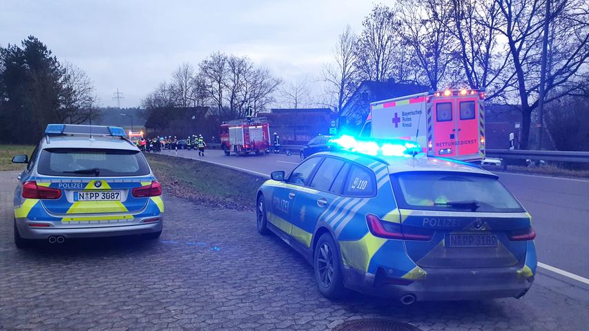 Tödlicher Unfall bei Burgoberbach - 59-Jährige stirbt nach Frontalkollision