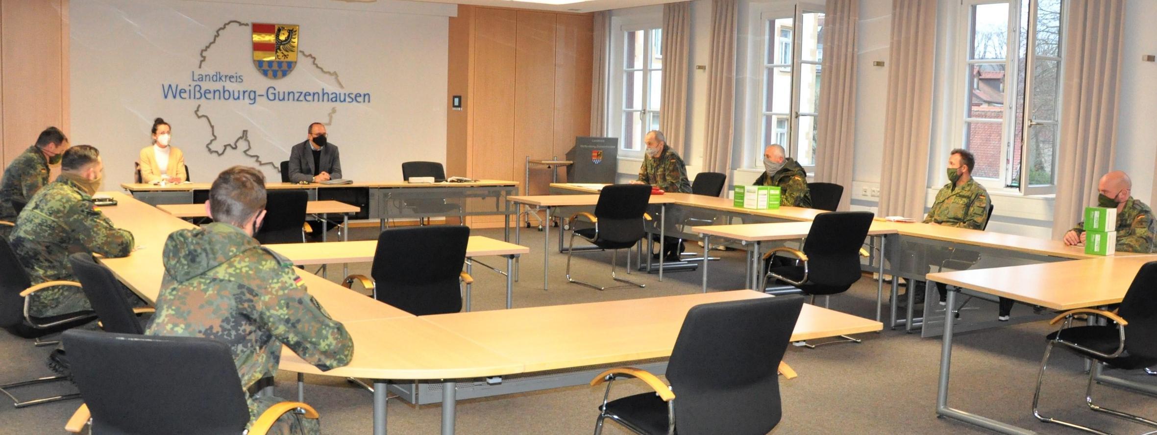 Die Bundeswehr Hilft In Funf Pflegeheimen In Altmuhlfranken Weissenburg Nordbayern De