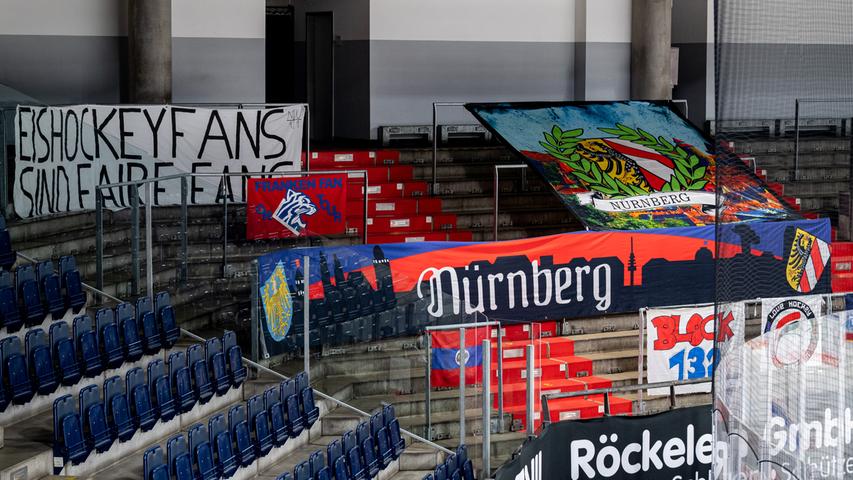 Zuvor muss ein Blick in die Arena Nürnberger Versicherung erlaubt sein; in die leere Arena. In der Südkurve standen keine Fans. 