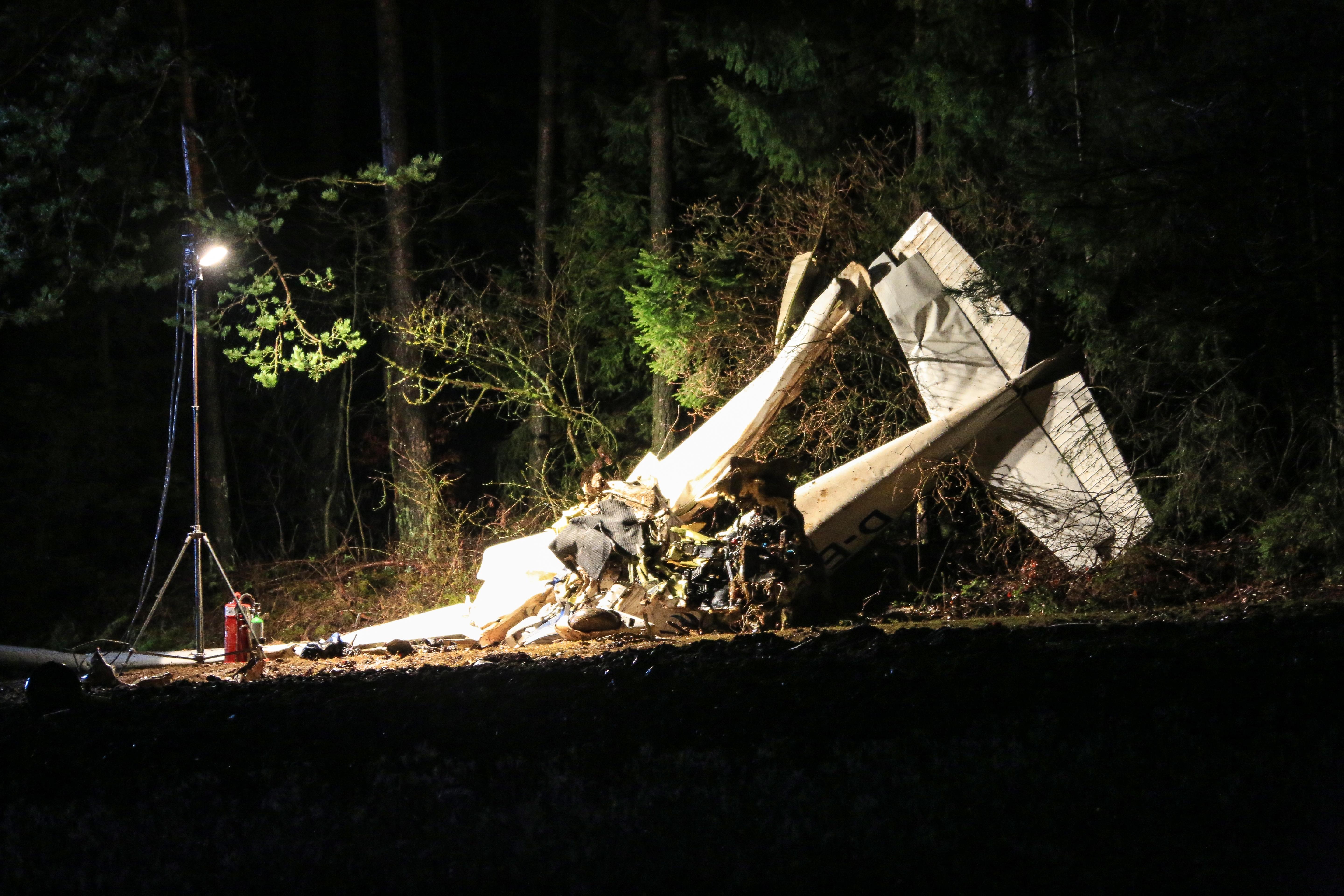 28 Jahriger Pilot Stirbt Bei Flugzeugabsturz Nahe Pegnitz Pegnitz Nordbayern De