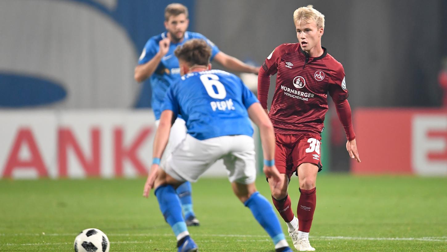 Rhein ist beim FCN raus! Rostock verpflichtet Mittelfeld-Talent Rhein ist beim FCN raus! Rostock verpflichtet Mittelfeld-Talent