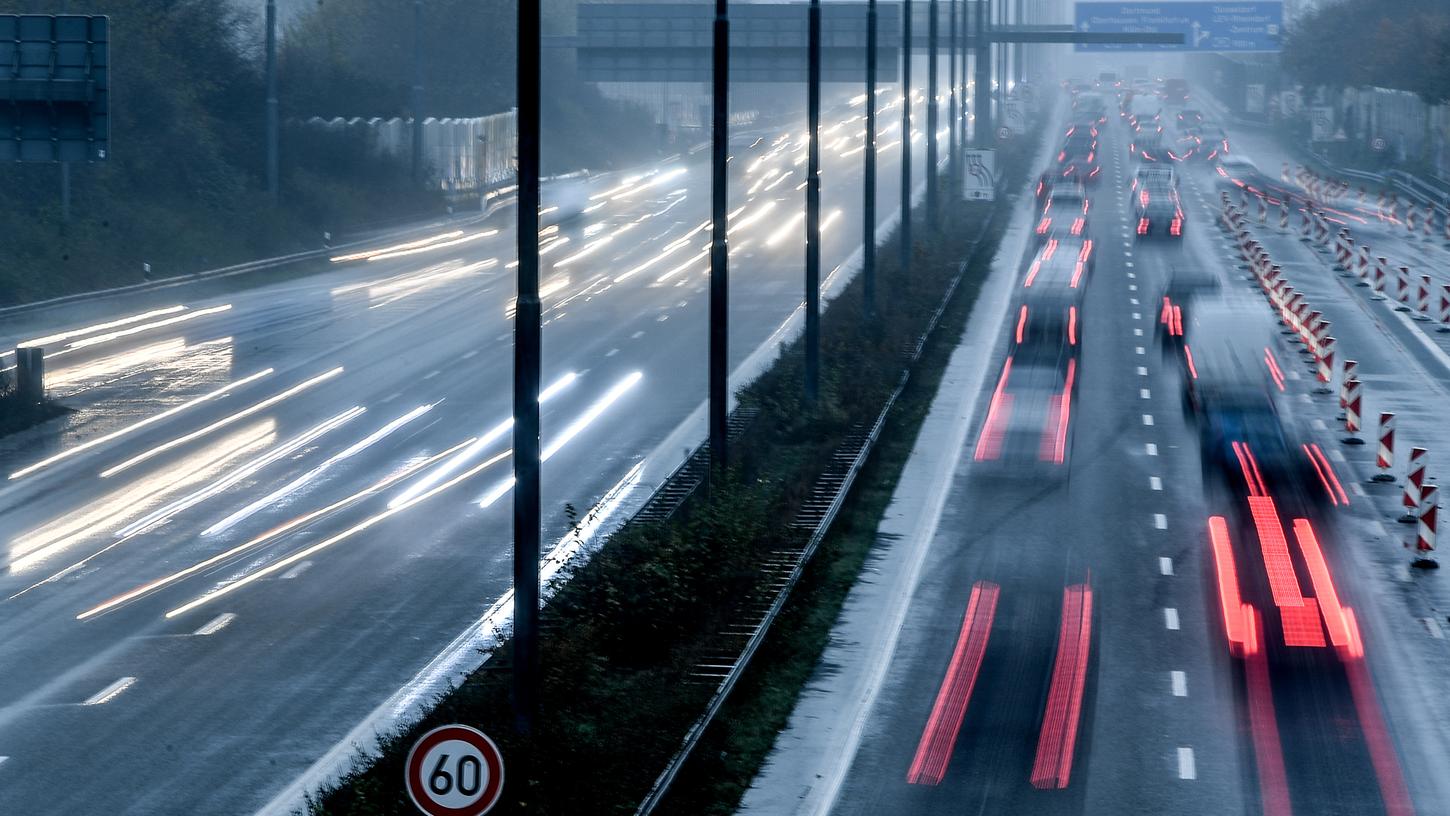 Die neue Autobahn GmbH soll am 1. Januar 2021 ihren Betrieb aufnehmen. Sie soll sich dann um das 13 000 Kilometer lange Netz der deutschen Autobahnen kümmern.