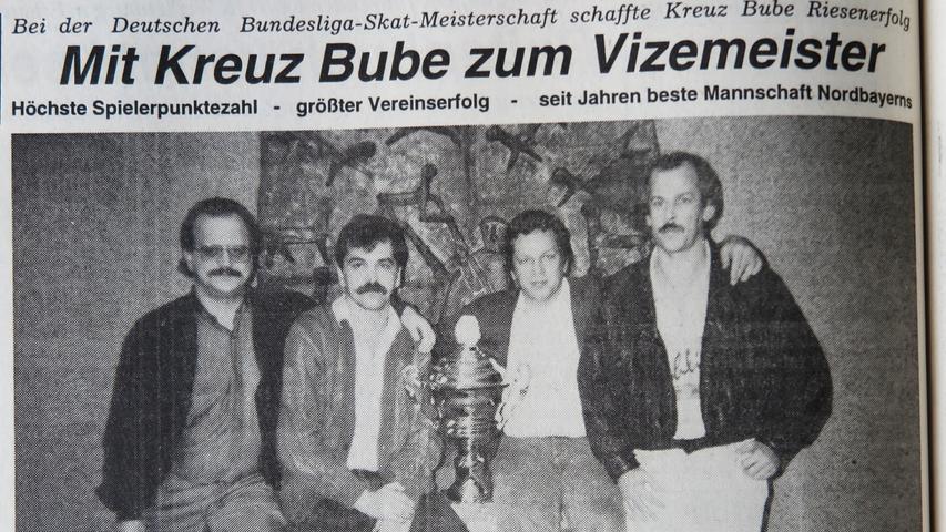 Juni: In seinem 50. Jubiläumsjahr löst sich der Skatclub „Kreuz Bube“ auf. Der Nachwuchs fehlt. Lange war der Club Treuchtlingens einziger Bundesligaverein.
 
  