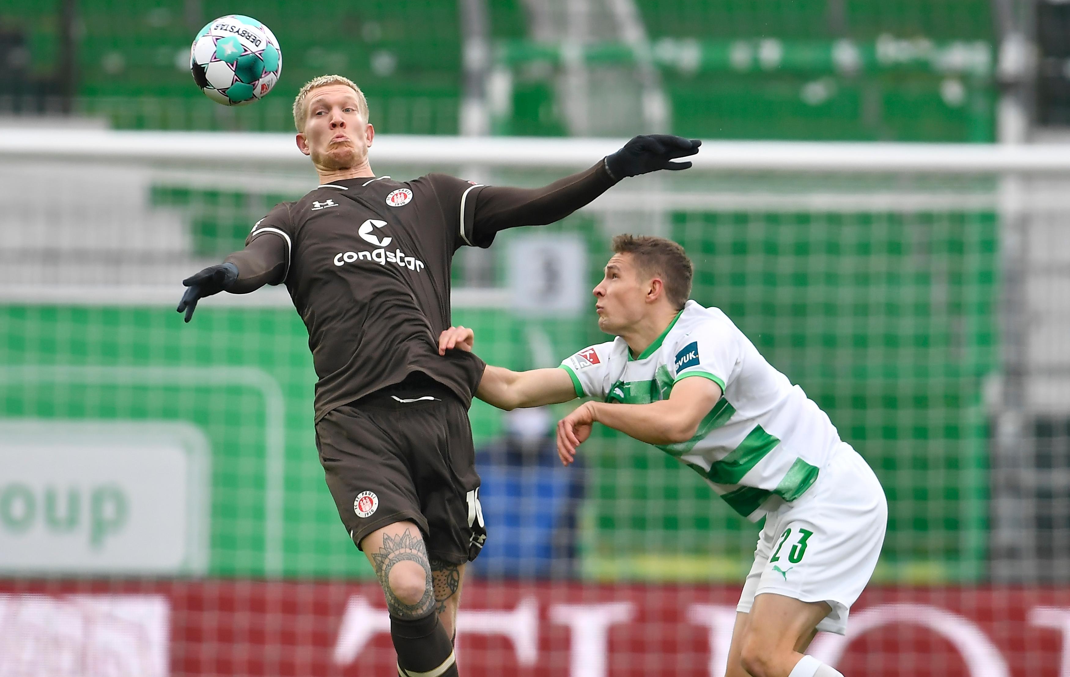 kicker: 2,5 | User: 2,3 (59 Stimmen)