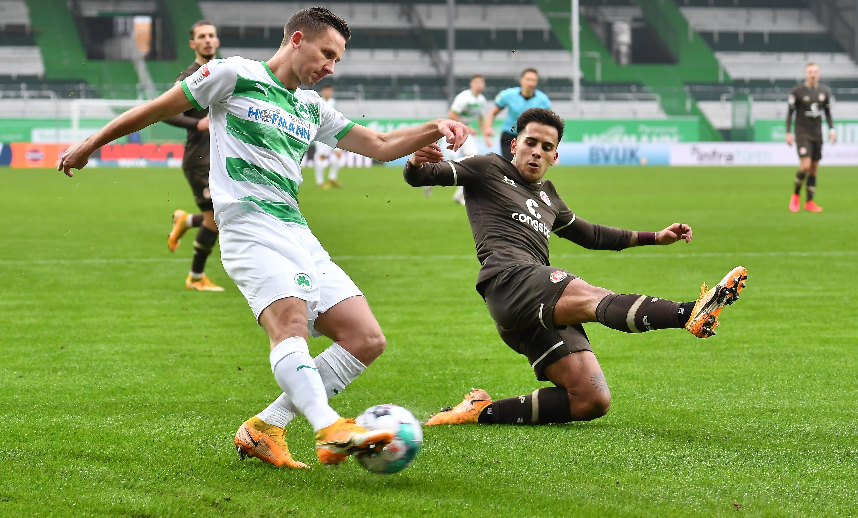 kicker: 3,5 | User: 2,7 (56 Stimmen)