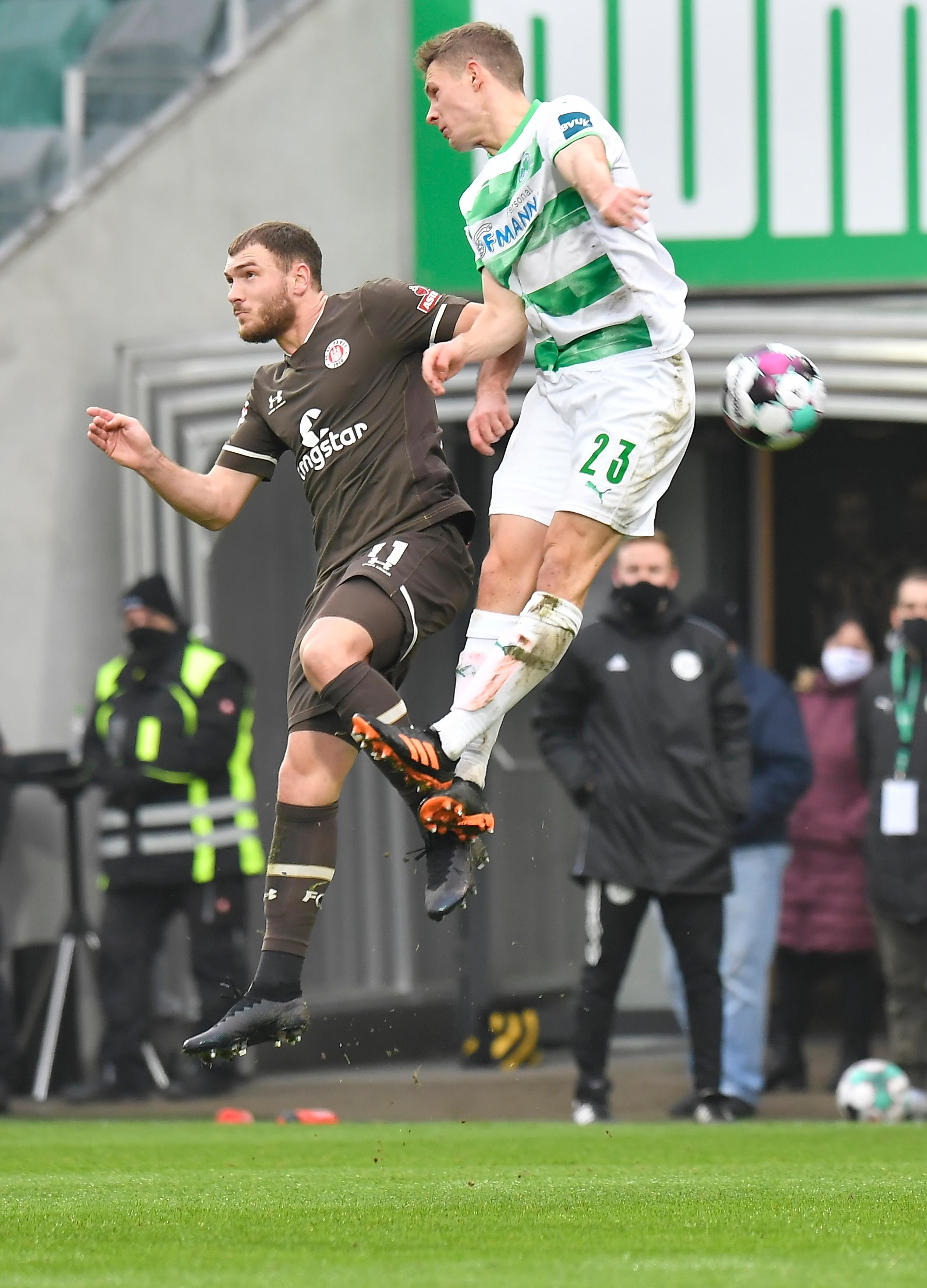 Von den Stürmern der Gäste nie ernsthaft in Gefahr gebracht, hatte keine nennenswerten Probleme.