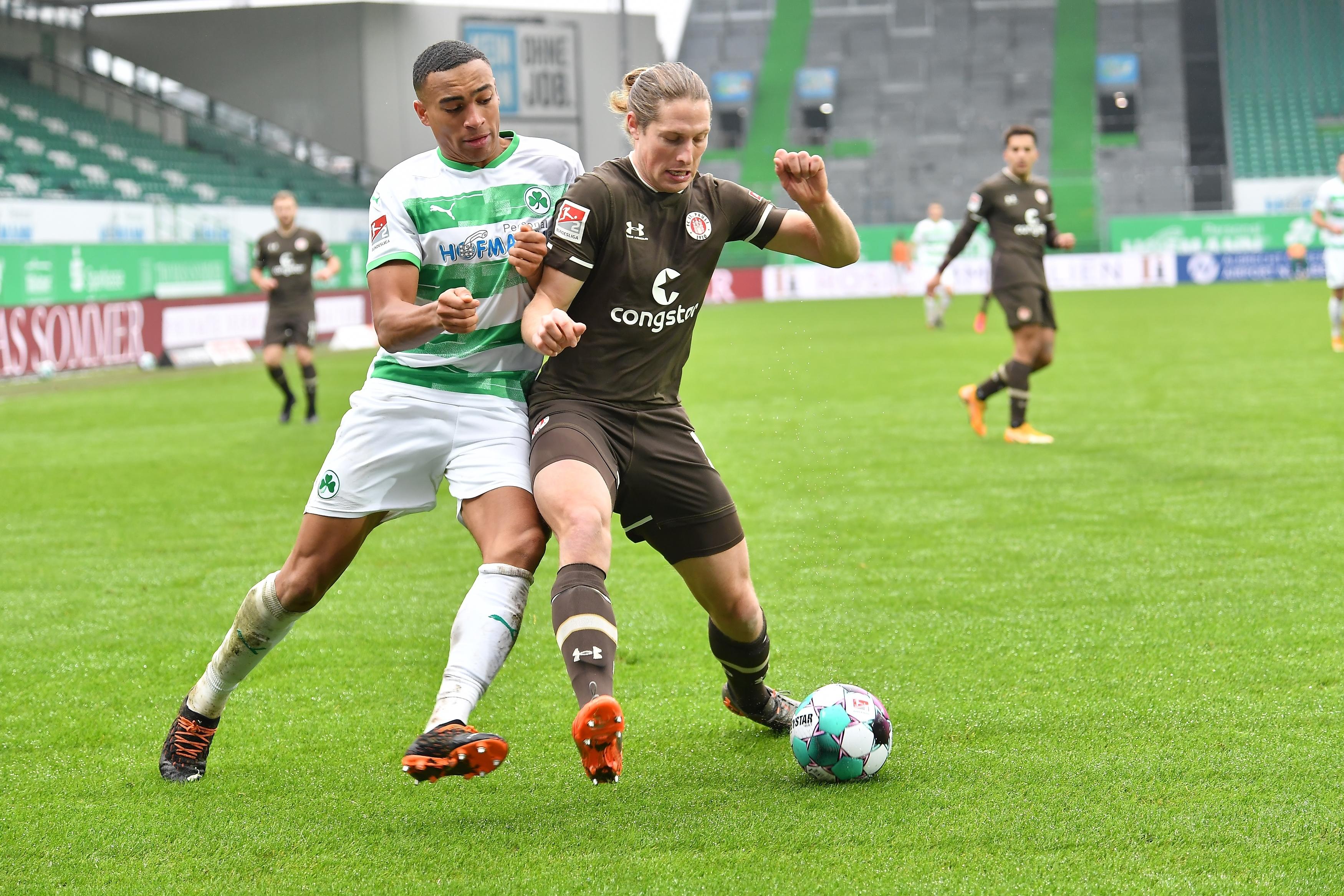 Trickreich und schnell, beschäftigte seine Gegenspieler recht regelmäßig. Musste deswegen auch einiges einstecken.