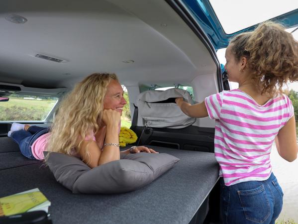 VW Caddy California: Ab ins Camper-Abenteuer