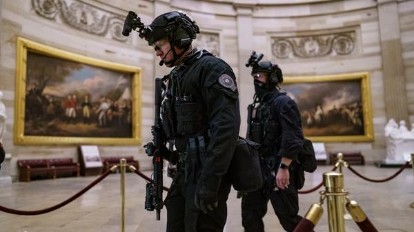 Trump-Anhänger drangen als Zeichen des Protests gegen das Wahlergebnis in den Sitz des Kongresses ein. Politiker aus aller Welt drücken ihr Unverständnis, ihre Sorge und ihre Erschütterung auf Twitter aus.