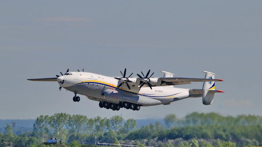 Leipzig, Antonov AN-22, Antonov Design Bureau, größtes Propellerflugzeug der Welt