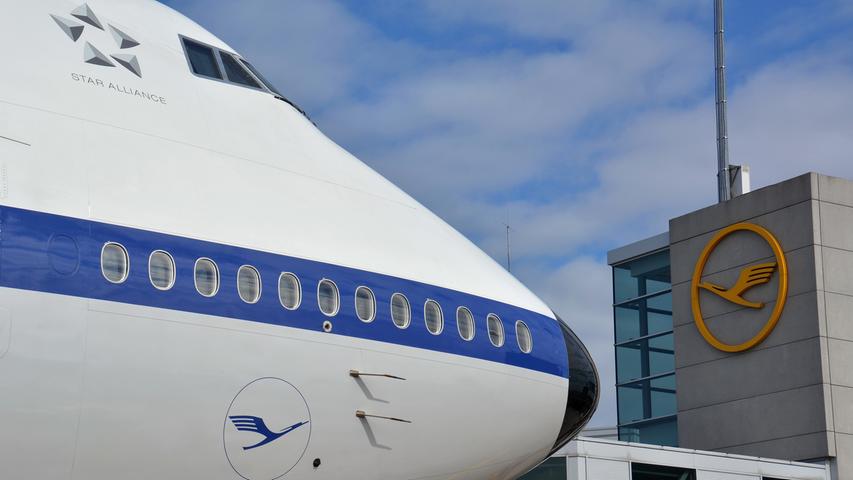 Frankfurt, Boeing 747-8, Lufthansa, Close up
