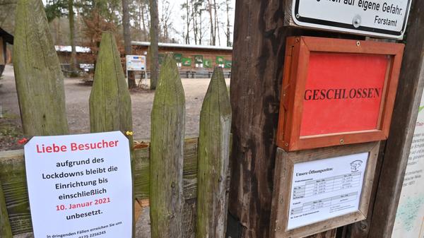 Der Wald ist für viele Menschen ein Zufluchtsort geworden, um der Corona-Angst ein wenig zu entkommen. Manche Ausflugsziele in und um Erlangen werden dabei aber regelmäßig "überrannt".
