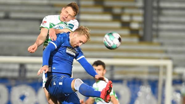 Wechselte vor zweieinhalb Jahren vom VfL Wolfsburg zur Spielvereinigung, die ihn im defensiven Mittelfeld ebenso einsetzte wie in der Innenverteidigung. In der aktuellen Runde 2020/21 stand der 22-Jährige fast immer in der Startelf. Spielt ab kommender Saison 2021/22 für Union Berlin.