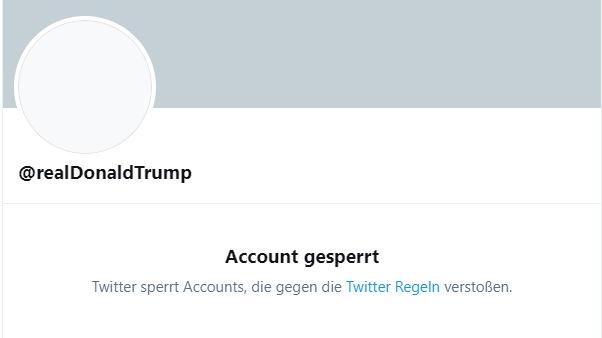 Trumps Twitter-Karriere endete noch vor seiner Amtszeit als US-Präsident. Am 9. Januar löschte Twitter den Account des Noch-Präsidenten und verbannt ihn permanent von der Kurznachrichtenplattform.