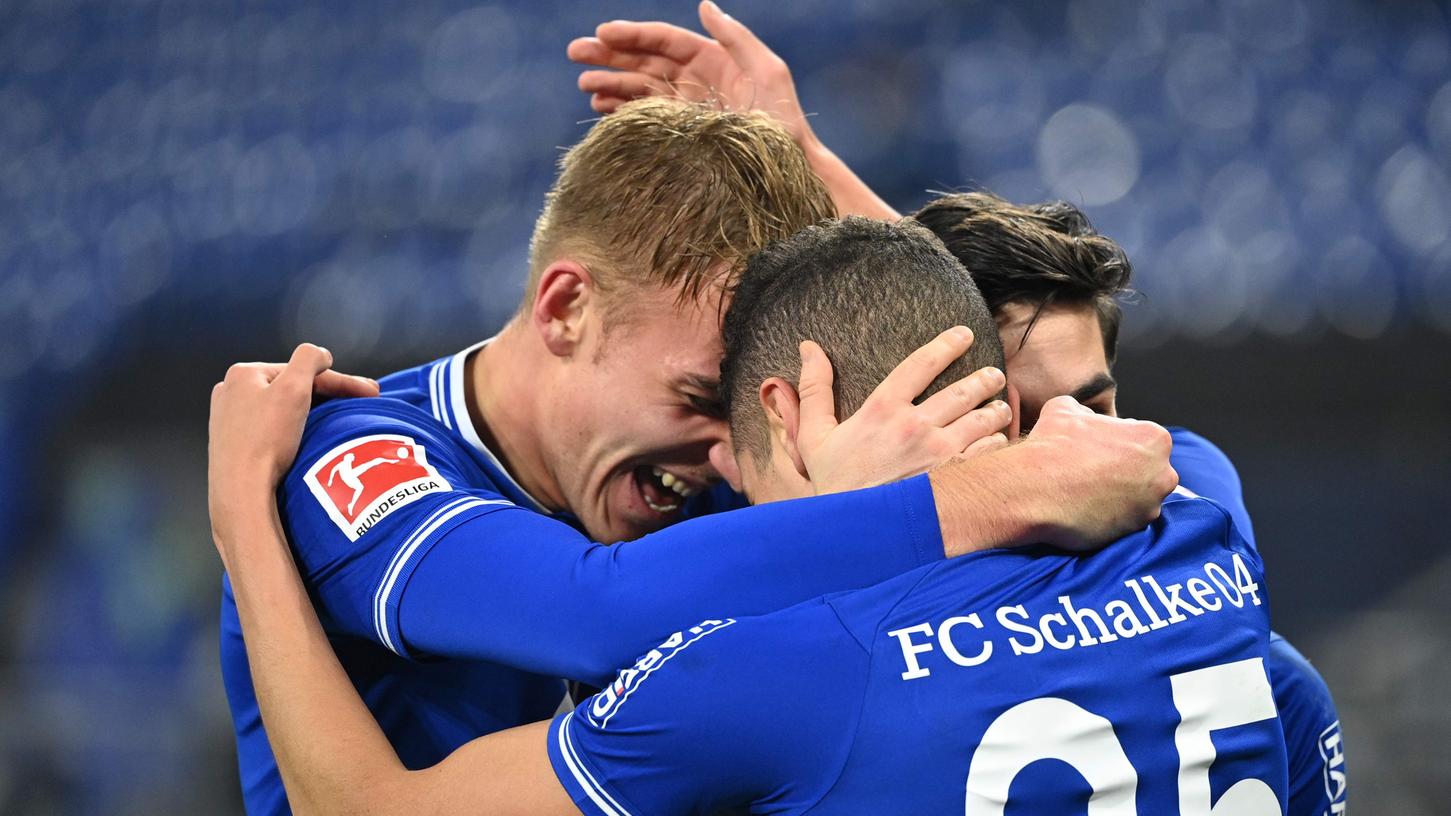 Erleichterung bei Schalke: Nach 30 Spielen feierten die Königsblauen endlich wieder einen Sieg.