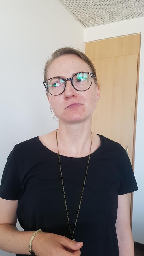 Christiane Krodel, stellvertretende Ressortleiterin Bayern und Region: "Ich muss das Bonbon ordentlich mit meinen Zähnen bearbeiten, um die Aromen zu lösen. Und dann . . . 