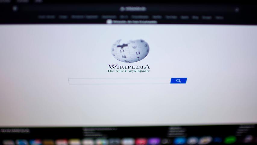 Sich in den unendlichen Weiten des Wikipedia-Universums zu verlieren, ist nicht schwer. Über 50 Millionen Artikel gibt es auf der Website. Und sie wächst ständig weiter: Etwa 7000 Artikel kommen jeden Tag hinzu.
