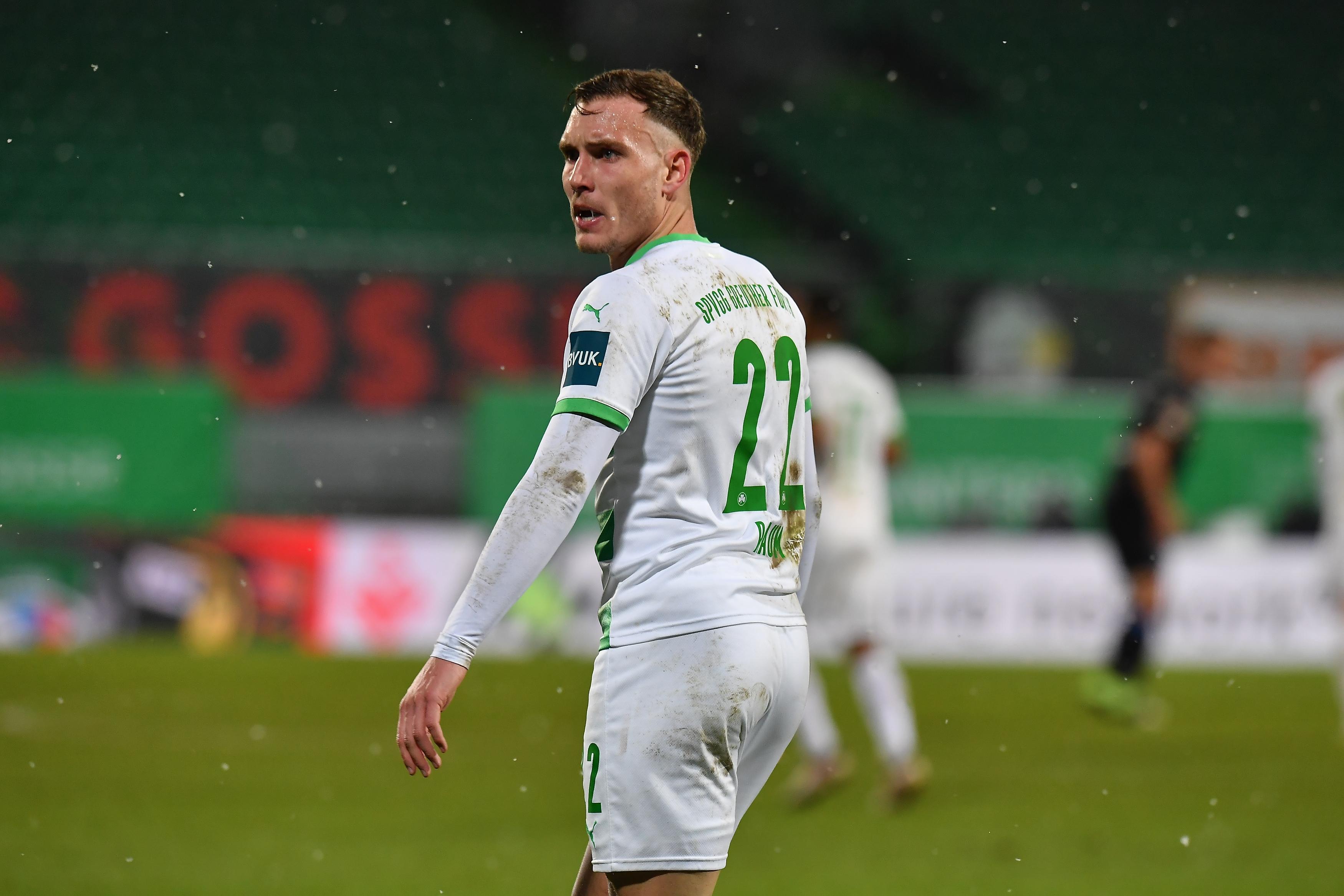 Flankengott. Gibt, wie versprochen, in dieser Saison noch alles fürs Kleeblatt. Wechselt dann bekanntlich zur TSG Hoffenheim. Auch gegen Paderborn zeigte er, warum.