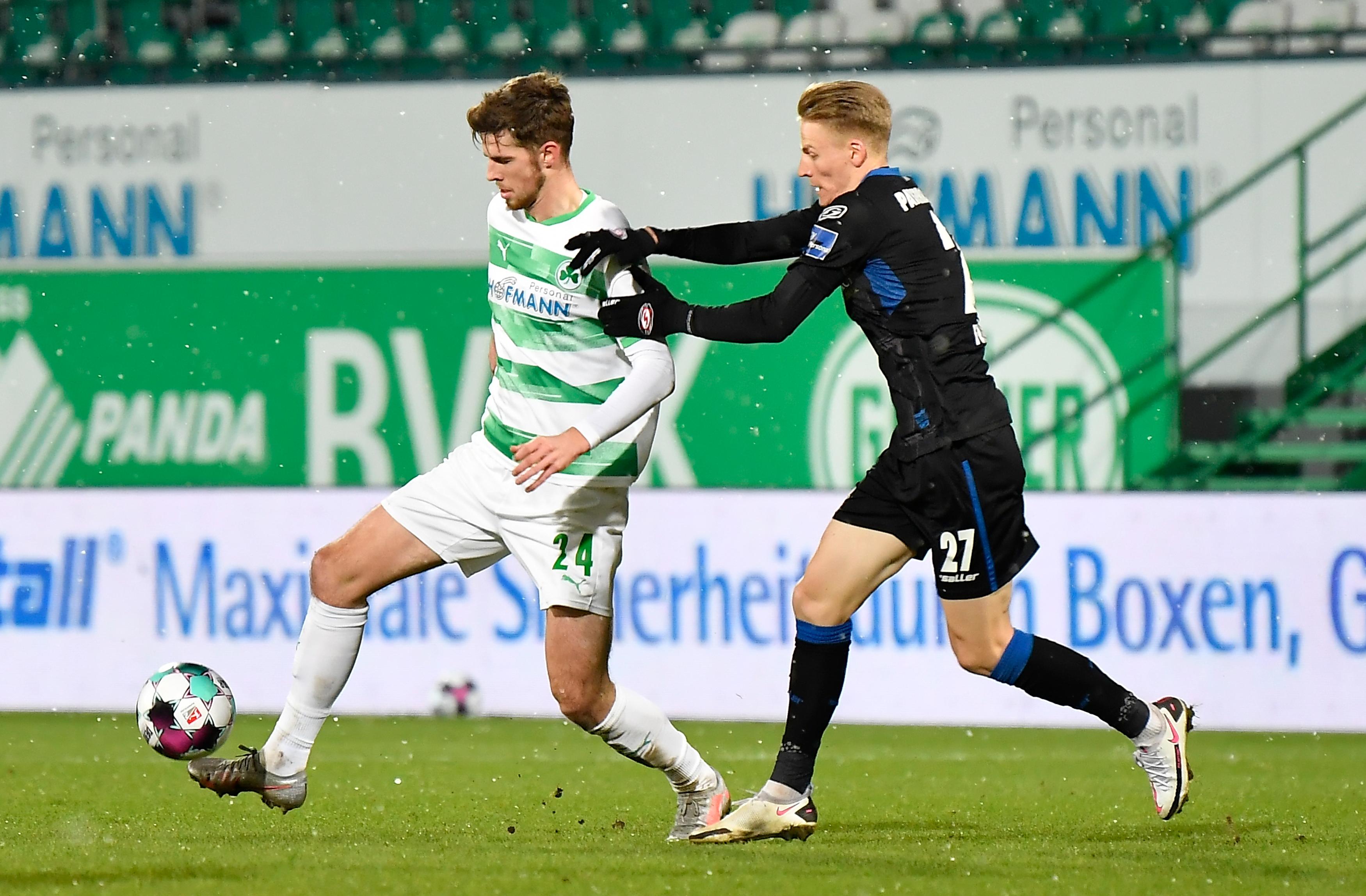 Hatte sich offensiv etwas vorgenommen, versuchte es mehrfach aus der Distanz. Einmal gefährlich. Und einmal richtig gefährlich. Im defensiven Mittelfeld zudem 70 Prozent der Zweikämpfe gewonnen.