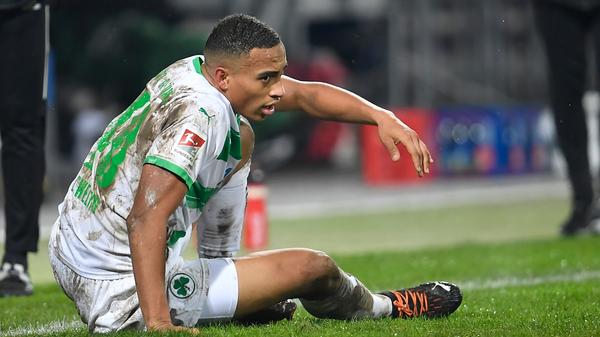 Nicht in der Startelf, erst im zweiten Durchgang dabei. Da hatten die Teamkollegen bereits ein Chancen-Festival geliefert. Blieb im Vergleich dazu blass.