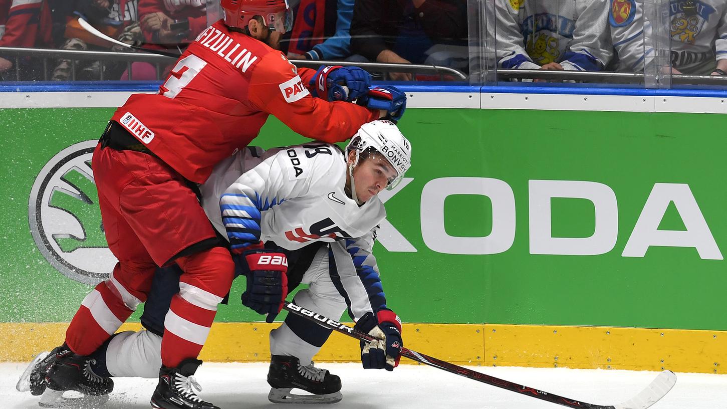 Der wirtschaftliche Druck auf den Eishockey-Weltverband wächst: Drei Sponsoren drohen, abzuspringen, sollte die WM in Belarus stattfinden.