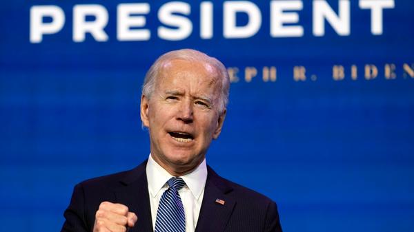 Die Zeiten, in denen fast ausschließlich die vielgescholtenen alten weißen Männer die Politik der USA bestimmt haben, gehen zu Ende: Joe Biden (78), der selbst zweifellos zu diesen alten weißen Männern gehört, hat um sich ein Kabinett geschart, das so vielfältig ist wie Amerika. Wir stellen die wichtigsten Minister und Schlüsselfiguren der neuen US-Regierung vor. Darunter: die erste Ureinwohnerin im Bundeskabinett sowie der erste offen homosexuelle Minister.