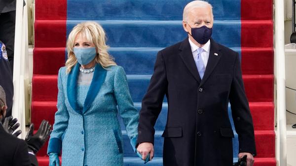 Joe Biden und seine Frau Jill sind eingetroffen: Es ist die 59. Amtseinführung eines Präsidenten vor dem US-Kapitol.