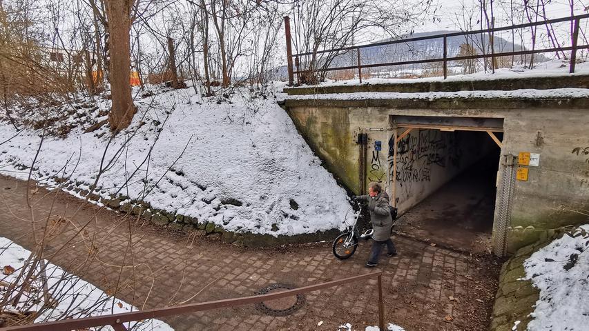 Die 115 Jahre alte Fußgängerunterführung unter den Treuchtlinger Bahnstrecken