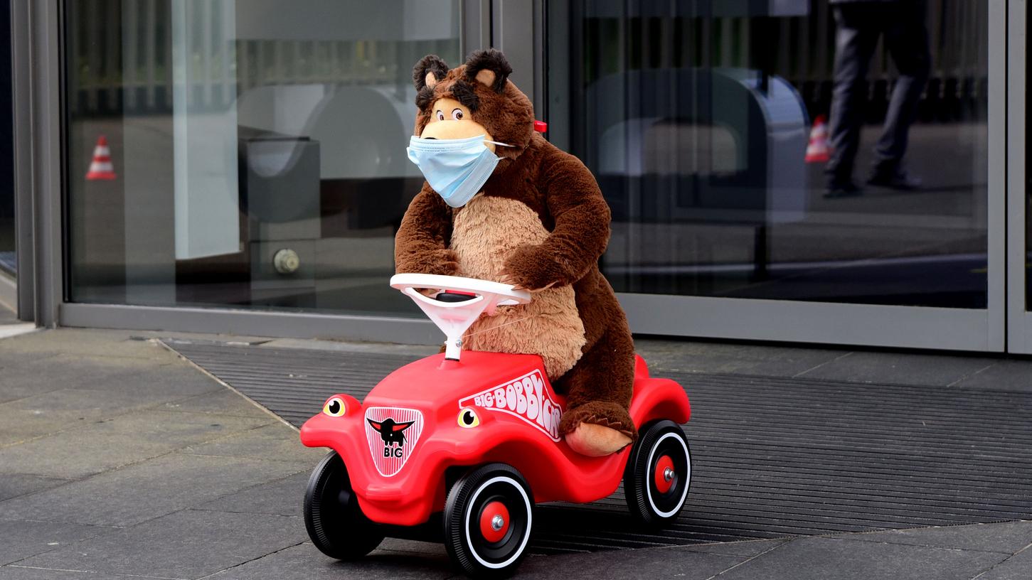 Die Simba Dickie Group steuert mit Bobby Car und Modelleisenbahn stabil durch die Corona-Krise. Die Simba Dickie Group steuert mit Bobby Car und Modelleisenbahn stabil durch die Corona-Krise.