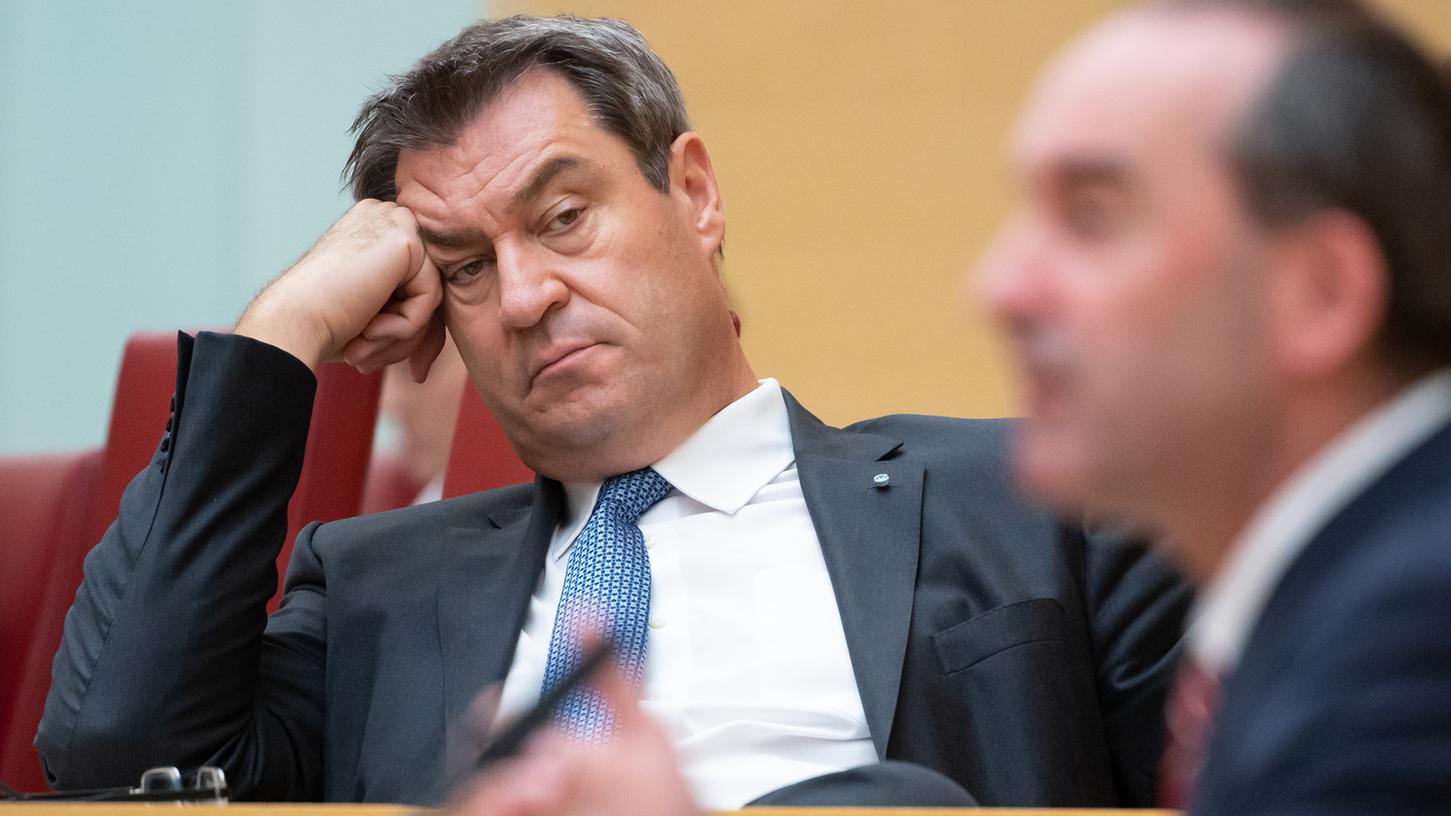 Die Freien Wähler rund um Hubert Aiwanger werden von Regierungschef Söder kritisch beäugt
