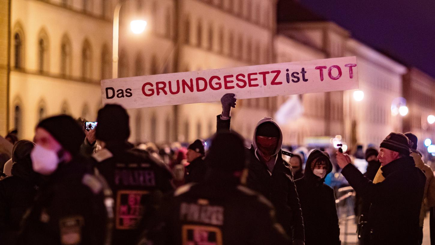 Demonstration in München: Hunderte 