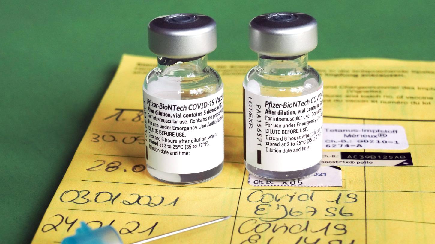 Piks oder Kündigung? Eine Entlassung von sieben Mitarbeitern eines Pflegedienstes, die sich nicht impfen lassen wollten, sorgt derzeit für Aufsehen.