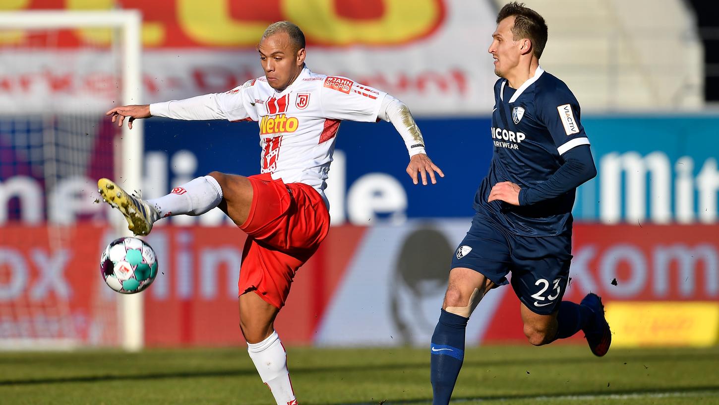 17 Spiele, 20 Punkte, Platz 13: Die Saison läuft bislang nicht so berauschend für SSV Jahn Regensburg.
17 Spiele, 20 Punkte, Platz 13: Die Saison läuft bislang nicht so berauschend für SSV Jahn Regensburg.