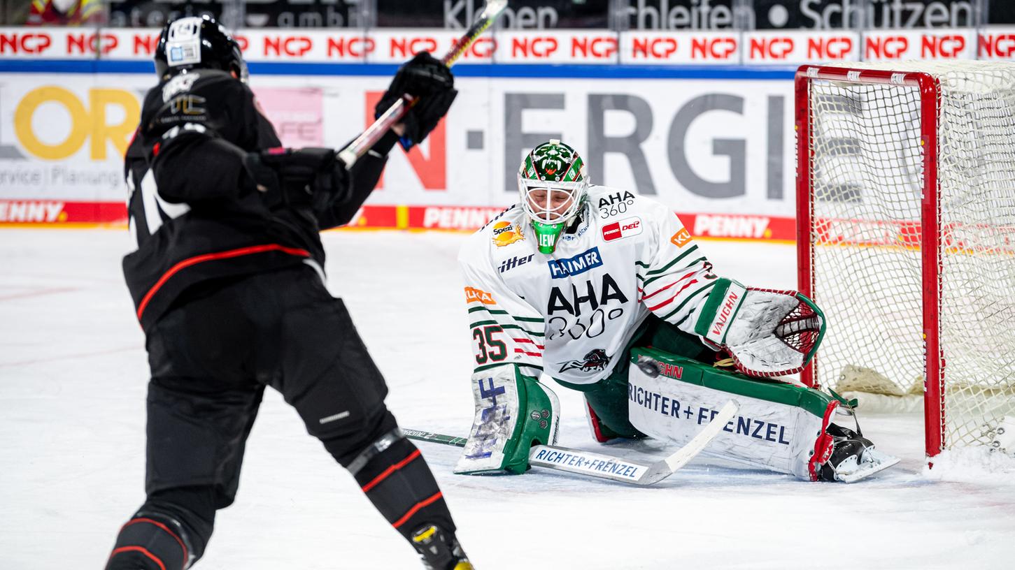 Dane Fox schießt - und trifft: Nach dem 3:0 war in der Arena Nürnberger Versicherung alles in Ordnung, zumindest für kurze Zeit. 