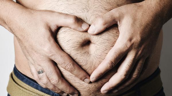 Der Lockdown macht sich so langsam auch beim Anziehen der Jeans bemerkbar? Wie wäre es denn mit ein bisschen Sport zu zweit? Egal ob Laufen, Yoga oder Paartanz: Bewegung sorgt für Glückshormone im Körper. Und danach kann wieder ordentlich geschlemmt werden.