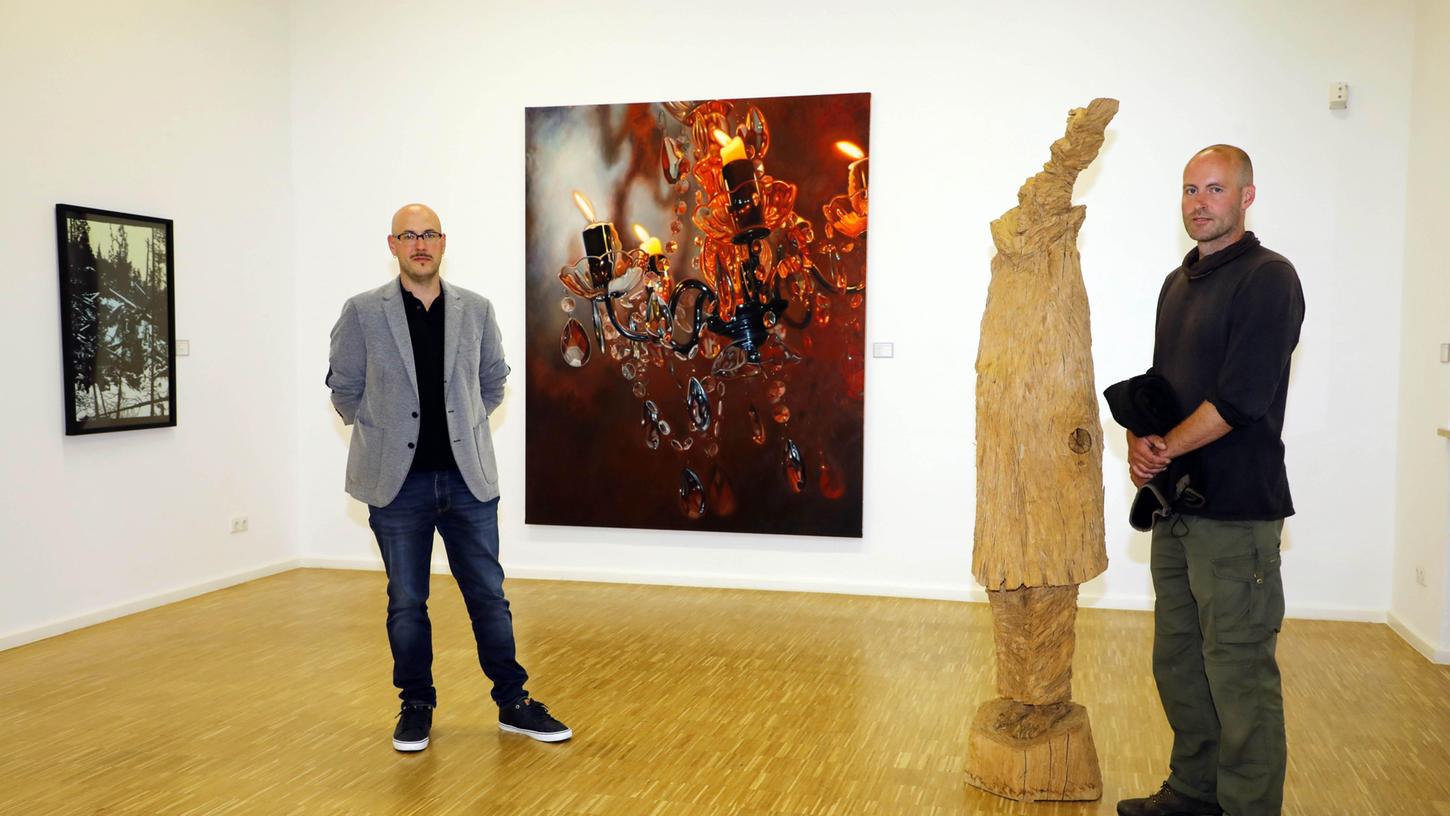 Sie wurden im Vorjahr mit dem Kunstpreis der Nürnberger Nachrichten ausgezeichnet: Bildhauer Stefan Schindler (re.) gewann den 1. Preis, Maler Johannes Vetter den 2. Preis. 