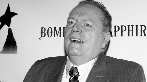 Der Gründer des Erotik-Magazins "Hustler" starb im Alter von 78 Jahren in Los Angeles. Der Verleger war zeit seines Lebens umstritten: Immer wieder wurden ihm und seinen Zeitschriften widerwärtiges und obszönes Verhalten vorgeworfen. Den Kampf gegen die Zensur und für die Meinungsfreiheit hatte sich Flynt stets auf seine Fahne geschrieben.