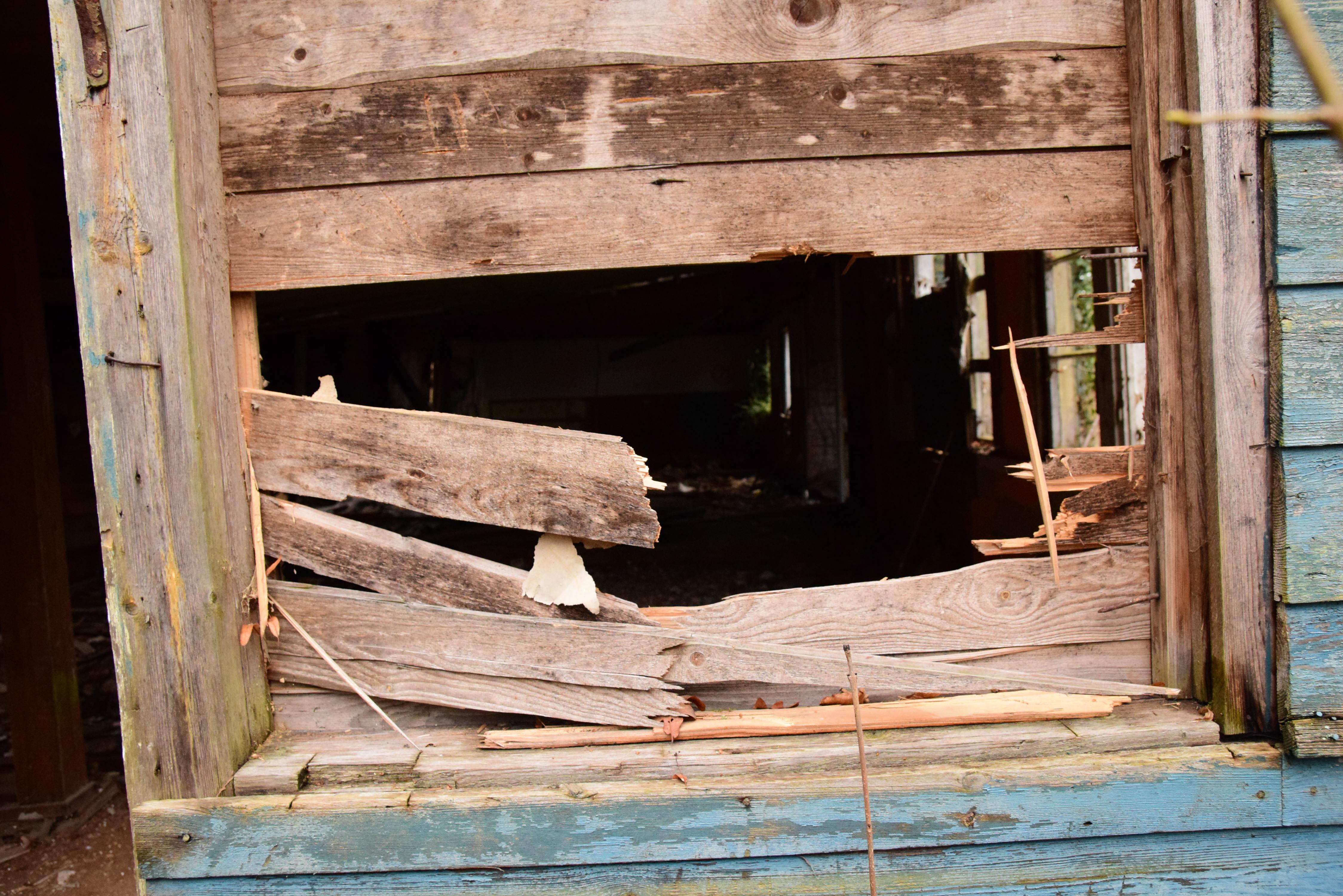 Die meisten spitzen heute nurnoch von außen auf das ehemalige Gebäude der Brauerei Roth. Vor ein paar Jahren hat es die Stadt gekauft, um einen Investor zu finden. Doch bisang gibt es keine Interessenten. 