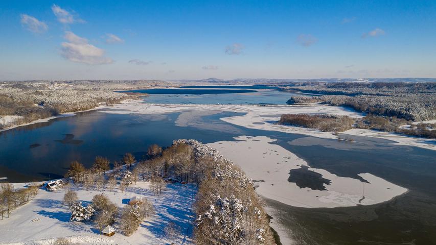 Eisige Schönheit: Frost verzaubert Frankens Seen und Wasserfälle