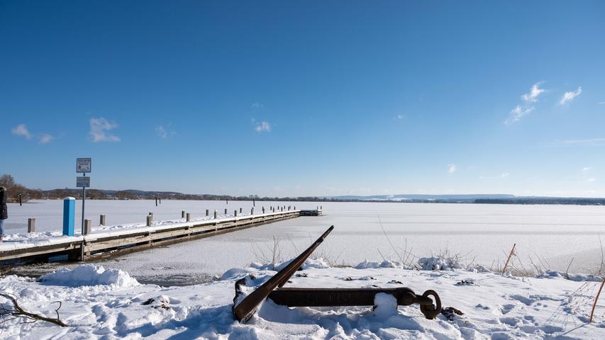 Eisige Schönheit: Frost verzaubert Frankens Seen und Wasserfälle