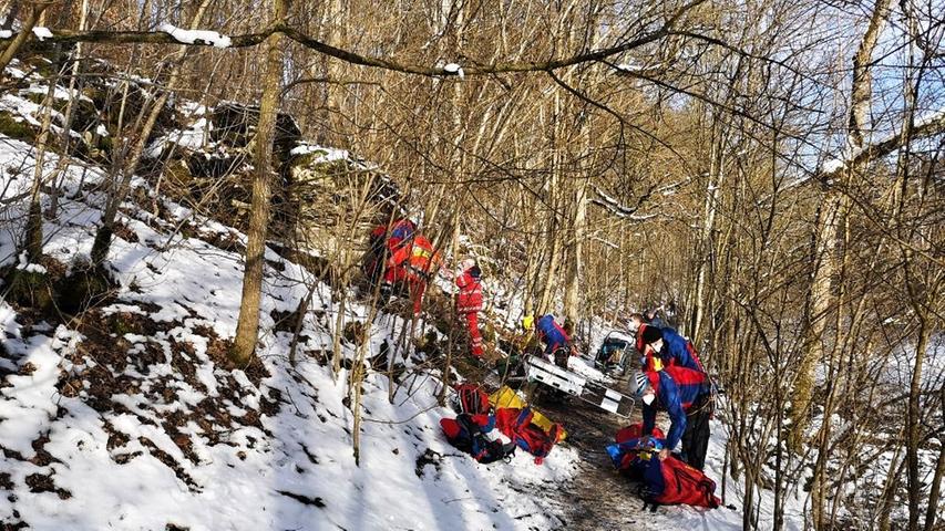 Wanderer verletzt sich am Bein: Bergwacht und Rettungshubschrauber an der Lillachquelle im Einsatz