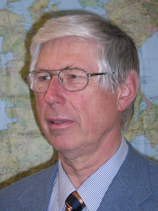 Prof. Dr. Rolf Monheim war Professor für angewandte Stadtgeographie und Stadtplanung an der Universität Bayreuth. Im Ruhestand forscht er weiter - auch in Nürnberg.  